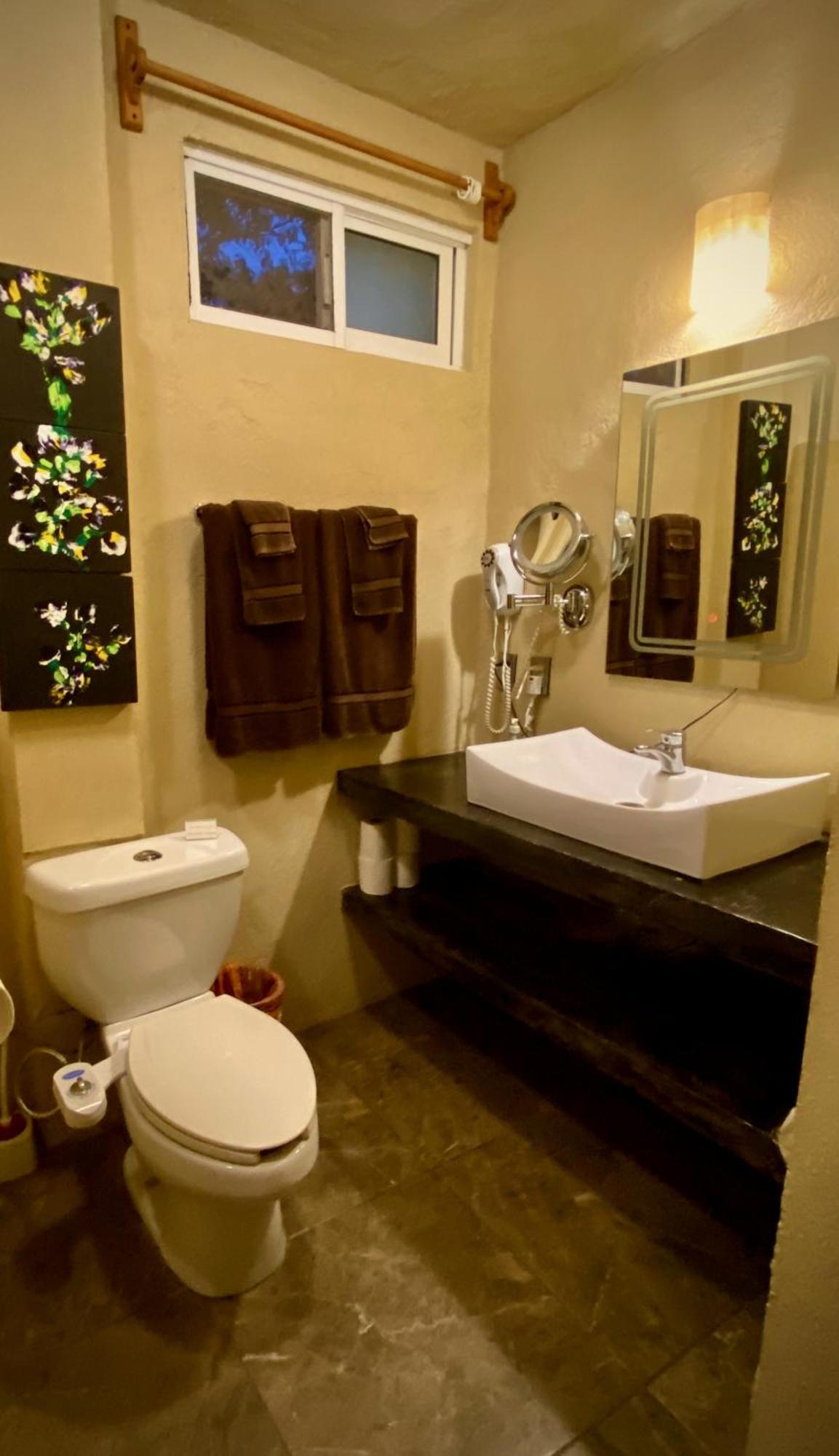 Casablanca Guest House - Adults Only - Starlink Internet! シポリテ エクステリア 写真